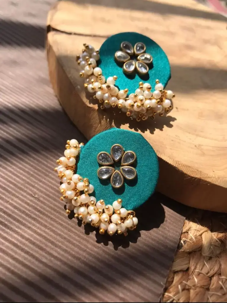 Loreal Studs Earrings 