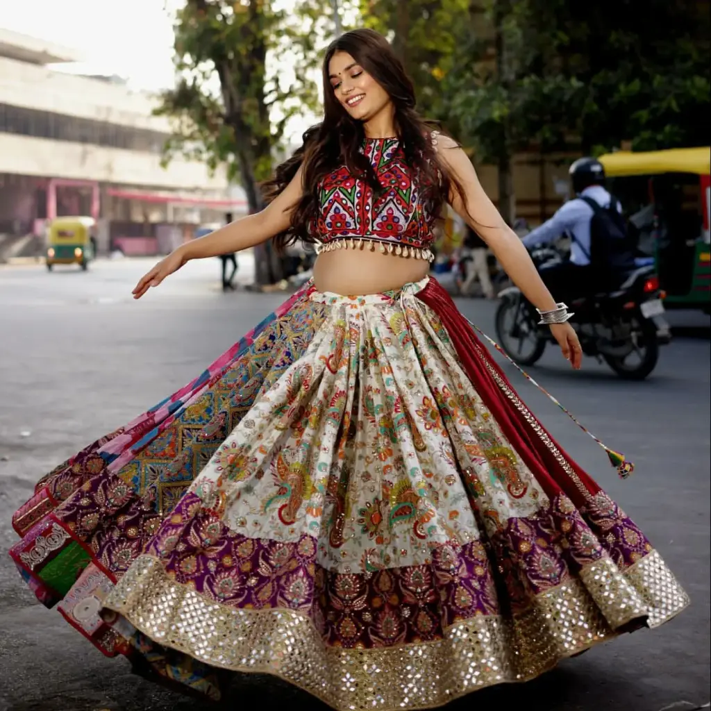 DANDIYA NIGHT SPECIAL DESIGNER CHANIYA CHOLI_519