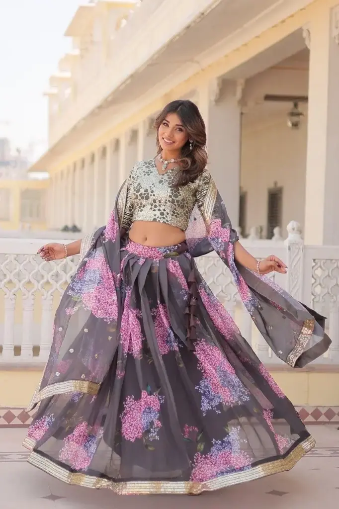Fully Flaired Lehenga Choli_563