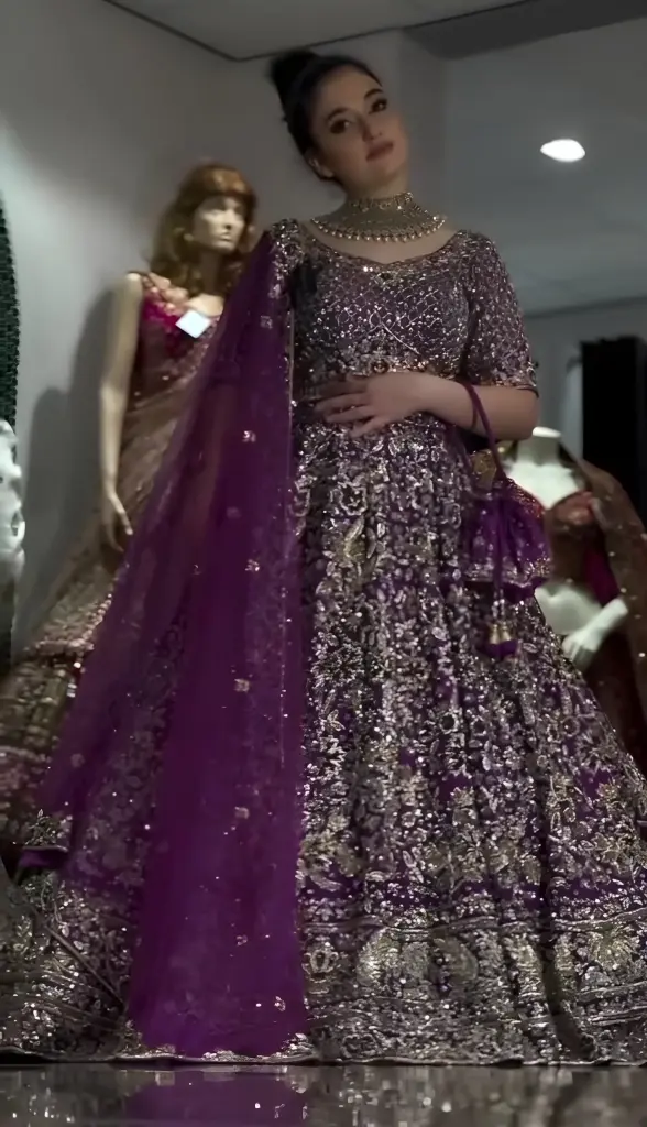 The Regal Amethyst Heritage Lehenga_577