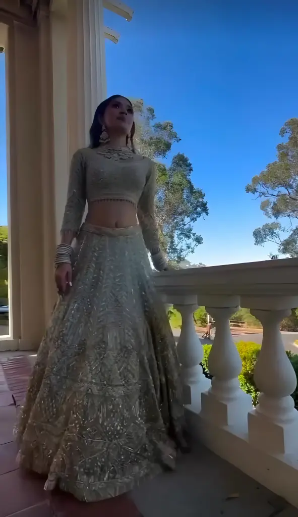 The Minted Silver Radiance Lehenga_588