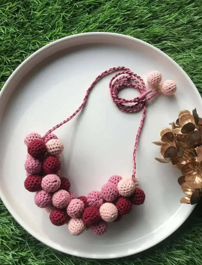 Monochrome Crochet Bead Jewellery Set_133