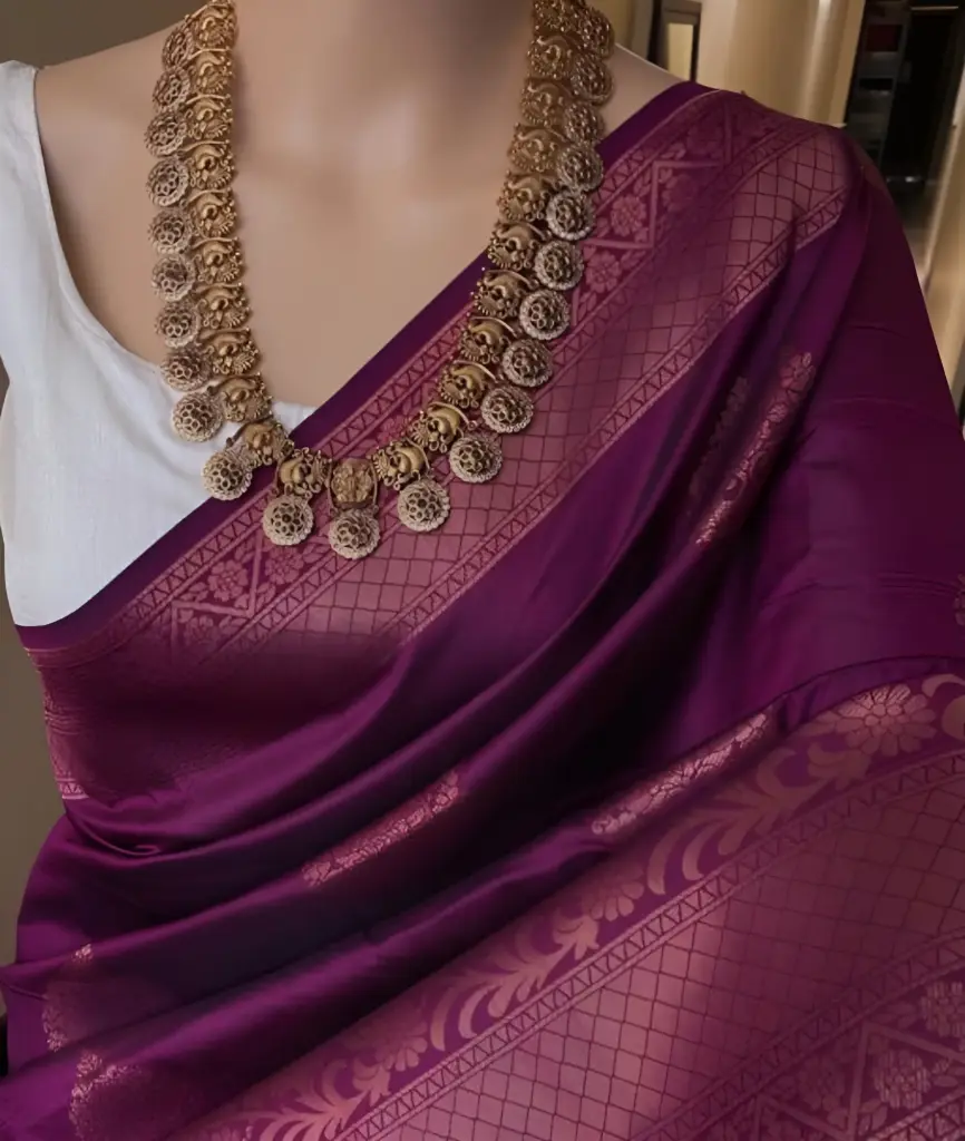 Regal Plum Kanjeevaram Silk Saree with Copper Zari Detailing_201