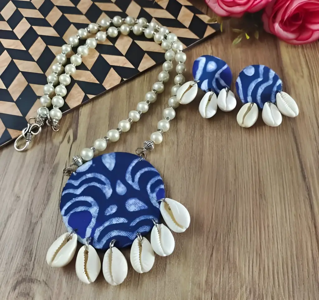 Floral Harmony Oxidised Silver Necklace