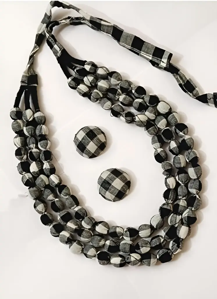 Black & White Checkered Fabric Bead Necklace Set