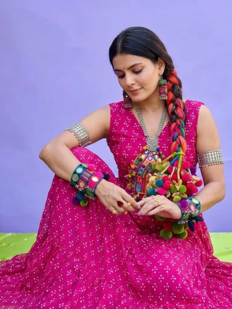The Rasleela Bandhani Gown_RASRANGINI_325