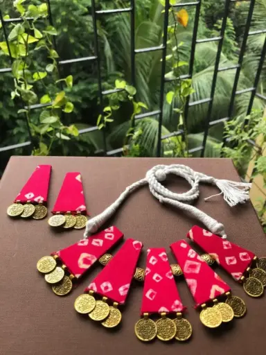 [88] Coin necklace with tarsel earrings_88