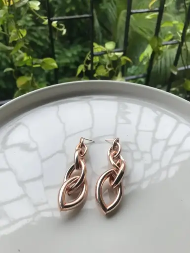 Rose Gold Interlinked Drop Earrings_106