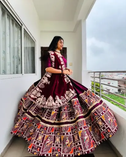 [603] BRIDAL WEAR HEAVY EMBROIDERED SEQUENCE WORK LEHENGAS CHOLI WITH DUPATTA_603