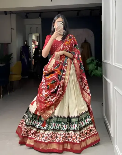 [179] Cream & Red Heritage Patola Lehenga Choli Set_179