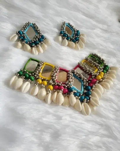 [226] Multicolor Tribal Mirror Shell Necklace Set(M)