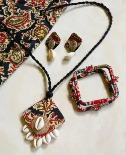 [274] Kalmakari Seashell Fabric Necklace Set