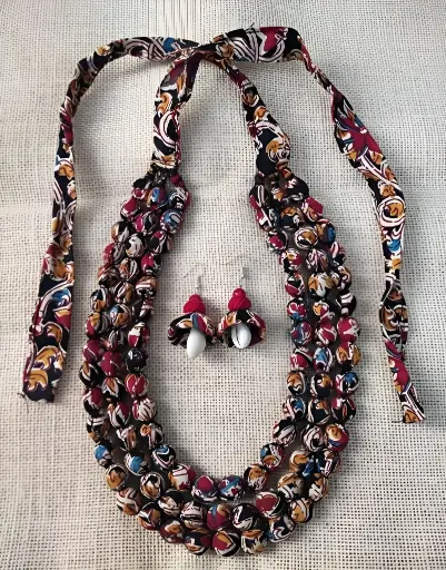 [276] Multi layer Fabric Bead Necklace Set