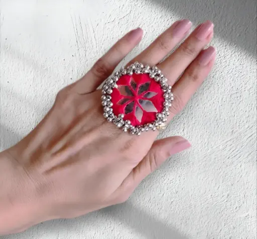 [285] Mirror Blossom Thread Ring