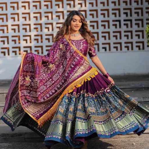 [352] The Regal Purple & Blue Chaniya Choli_RASRANGINI_352
