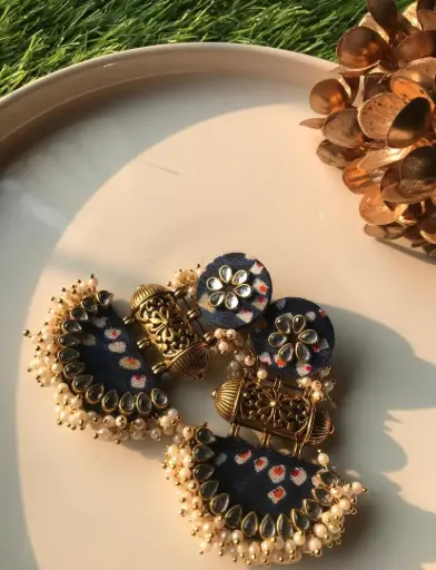 Tribal Drop Bandhani Print Dangler_141