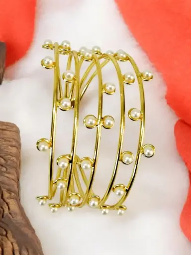 [62] Golden Pearl Cascade Bracelet(I)